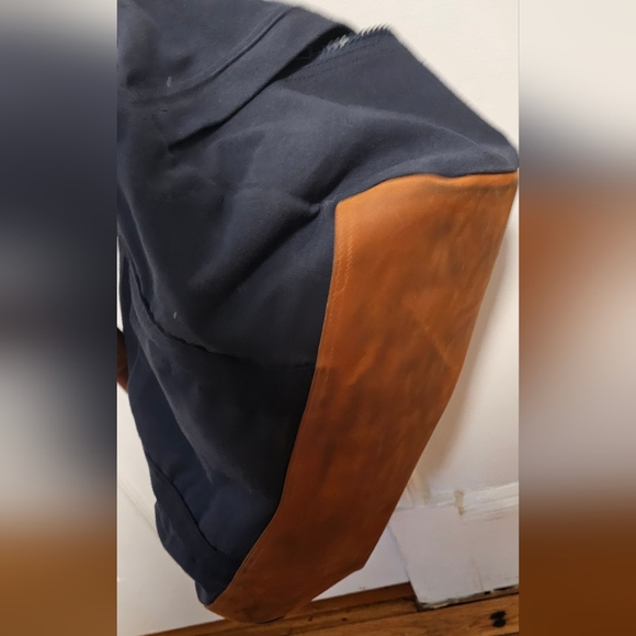 Tracksmith Weekend Duffel - Picture 3 of 3